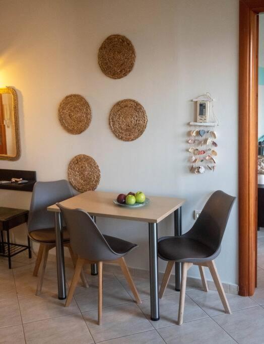 Smell Of The Sea Apartment Kissamos Exterior photo
