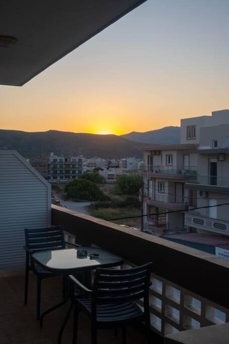 Smell Of The Sea Apartment Kissamos Exterior photo